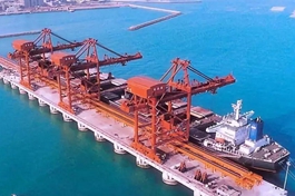 China's foreign trade up 28.5 pct in Jan.-April