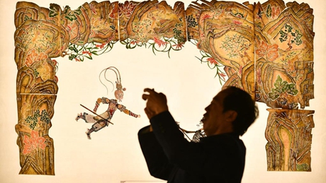 Shadow play in Weinan, Shaanxi