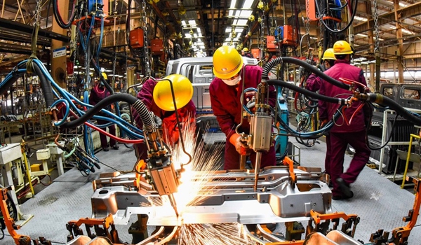China's industrial profits sustain growth in first 10 months