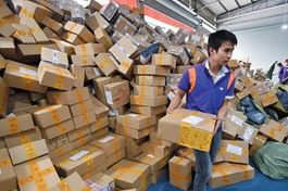 China's courier industry expansion continued in October