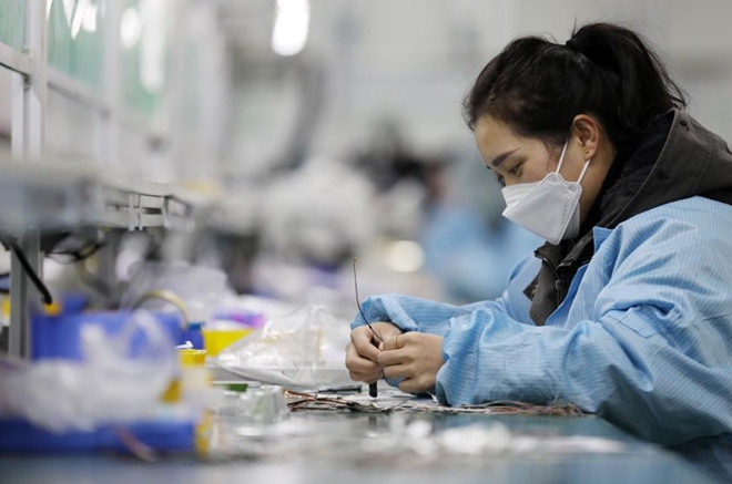 China Focus: China speeds up post-holiday production with renewed vigor