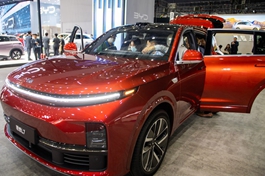 Chinese-brand passenger car sales surge 81.4 pct in April