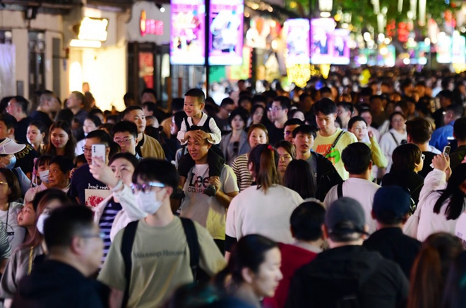 China moves to consolidate its growth prospects amid a string of economic data