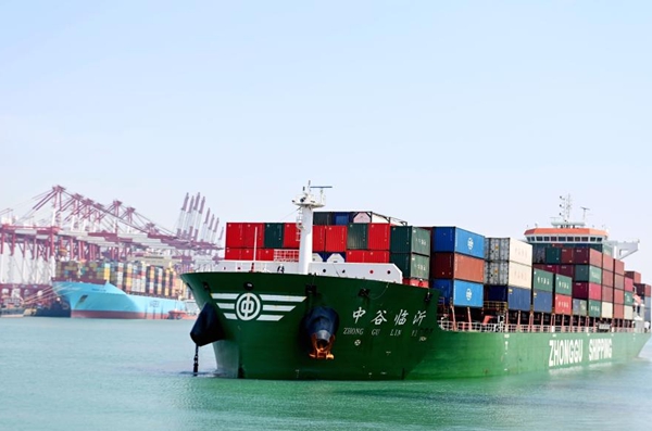 China's foreign trade growth accelerates amid improving demand