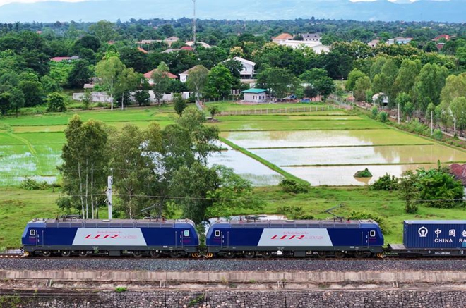 China-Laos Railway boosts growth of regional trade, tourism