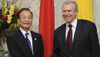 Premier Wen holds talks with Belgian PM