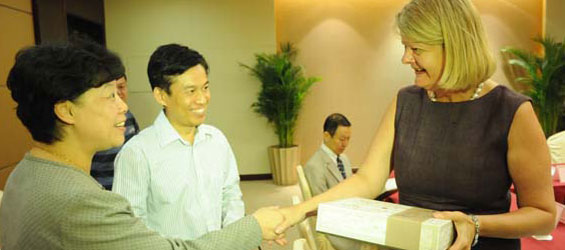 Interview with senior foreign experts held in Beijing