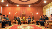Lao NA vice president meets China's NPC delegation