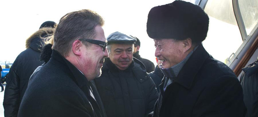 Chinese top legislator arrives in Russia