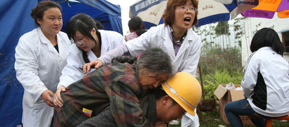 Death toll rises to 179 in China quake