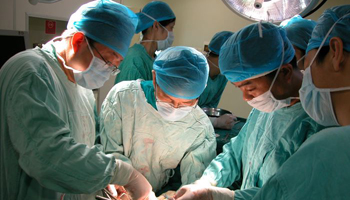 China reports intestine transplant success between twins