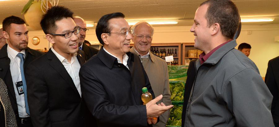 Premier Li visits Guldenberg farm in Zurich, Switzerland
