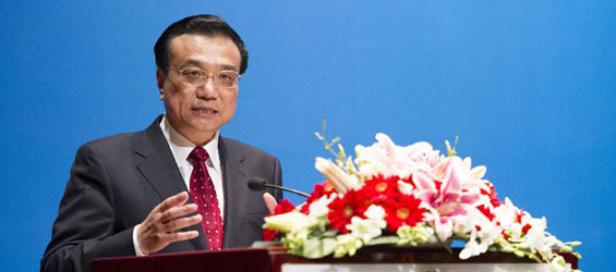 Premier Li speaks at luncheon of China-Vietnam business community