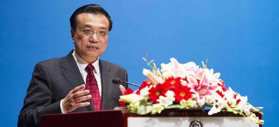 Premier Li speaks at luncheon of China-Vietnam business community