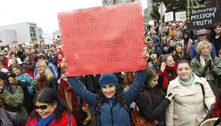 "Defend Our Climate" parade held in Vancouver