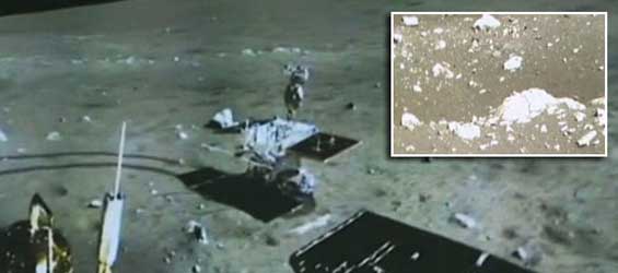 Panoramas of Chang'e-3's landing zone unveiled