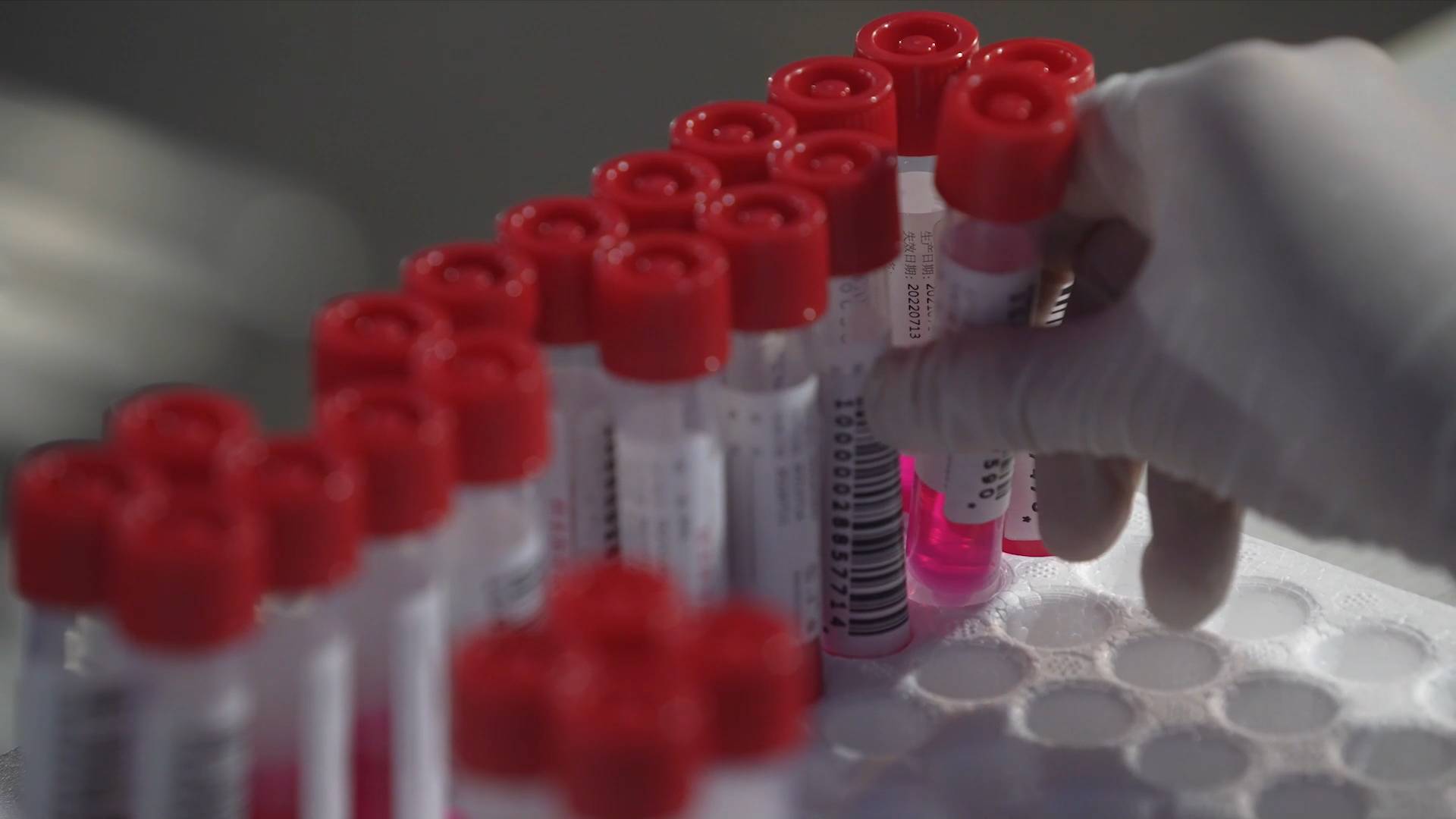 GLOBALink | How does world combat Delta outbreak?