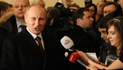 Putin casts vote for presidential election