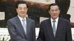 President Hu Jintao meets Cambodian leaders to advance ties