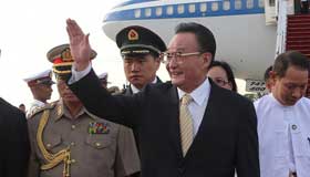 China's top legislator begins visit to Myanmar
