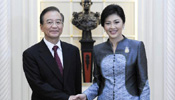 Chinese premier meets with Thai PM