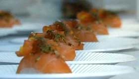 Sushi chefs show off skills in Tokyo