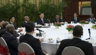 Xi Jinping participates breakfast meeting with African leaders