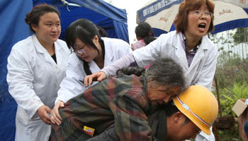 Death toll rises to 179 in China quake