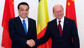 Chinese premier meets Romanian president