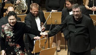 "Melody from Beijing" concert held in Athens, Greece