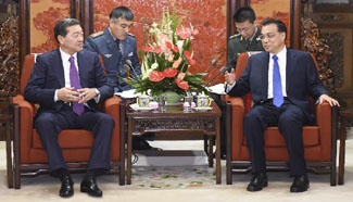 Premier Li meets Kazakhstan's Defense Minister in Beijing