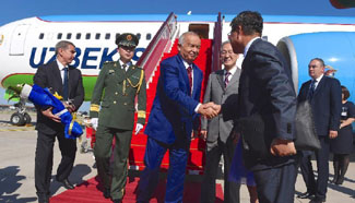 Uzbek President Karimov arrives in Beijing for V-Day parade
