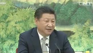 Xi meets U.S. business leaders, former officials