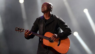 Singers perform during music festival Rock In Rio
