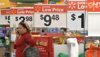 Wal-Mart suffers deepest decline in 25 years