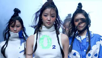 Wei Chao's designs shine at China Fashion Week