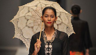 Inez Mardiana's creations presented at Jakarta Fashion Week