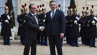 French president attends press conference with Polish counterpart
