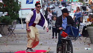 "Aladdin" appears at New York's street