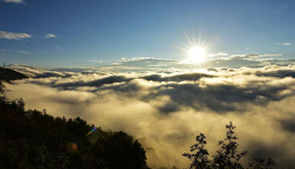 Sunglow scenery in SW China's Yunnan