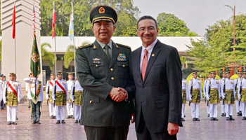China, Malaysia pledge to deepen defense cooperation