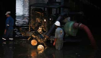 Heavy rain causes troubles under tunnel in Egypt