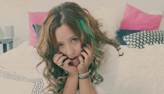 Pop singer He Jie releases new MV