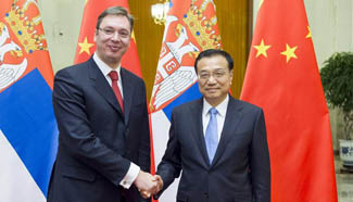 Premier Li holds talks with Serbian PM in Beijing