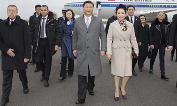 Chinese president arrives in Paris for climate change conference