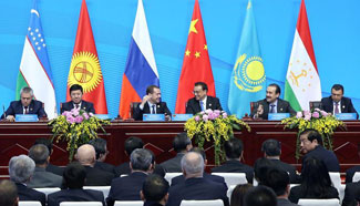 SCO leaders meet press after talks