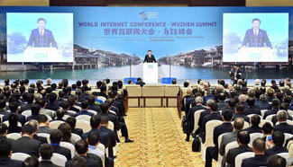 Xi attends opening ceremony of Second World Internet Conference