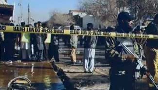 At least 14 killed near Pakistan polio center