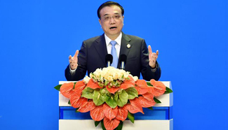Premier Li delivers speech at opening ceremony of Boao Forum for Asia