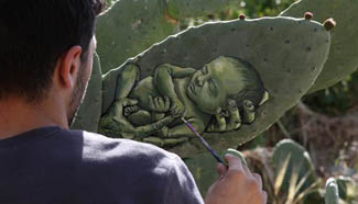 Arts on cactus fruits tree